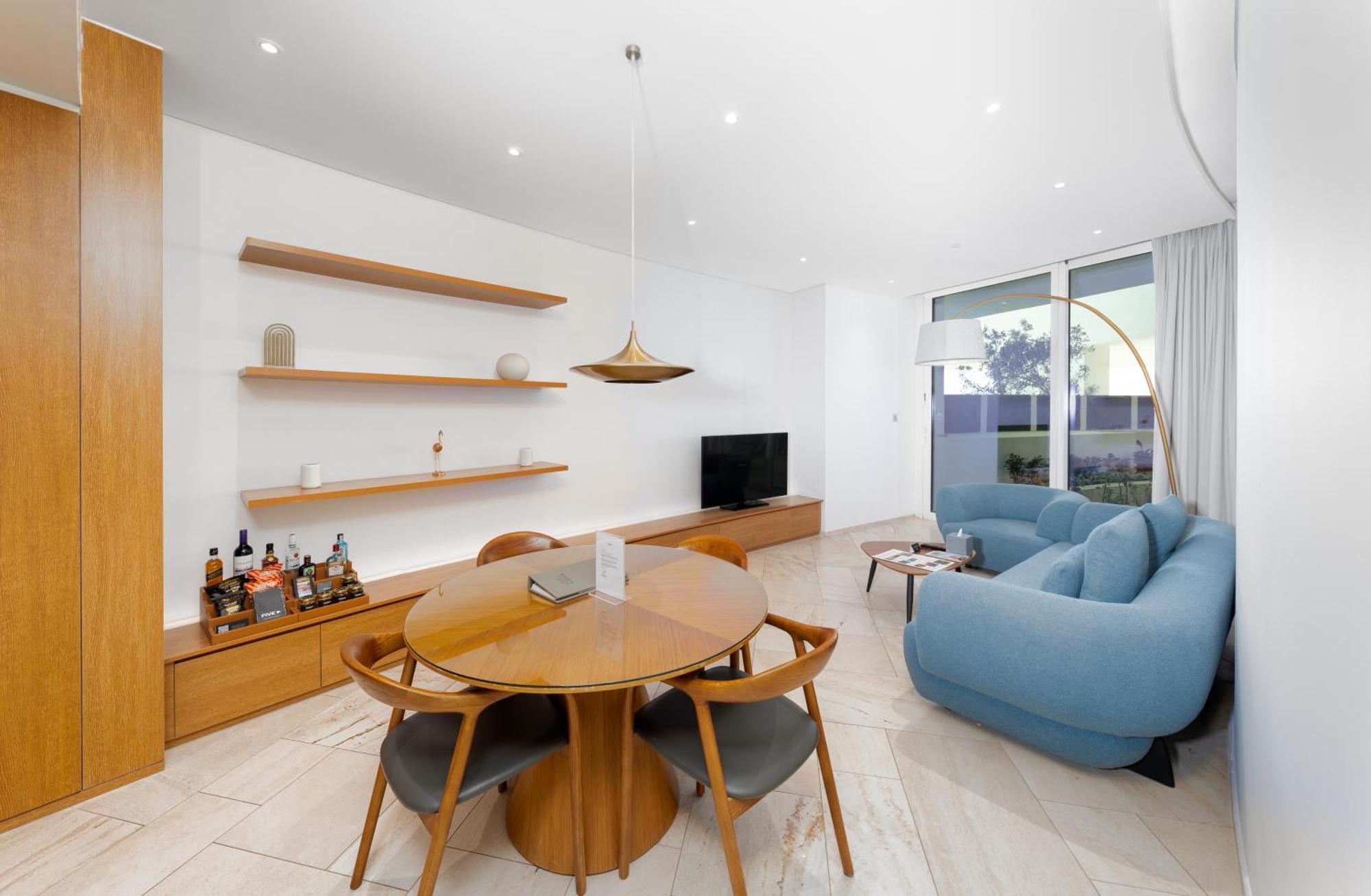 1 Bedroom Sky Villa Pool Including & Party Access,1594762996:JPEG